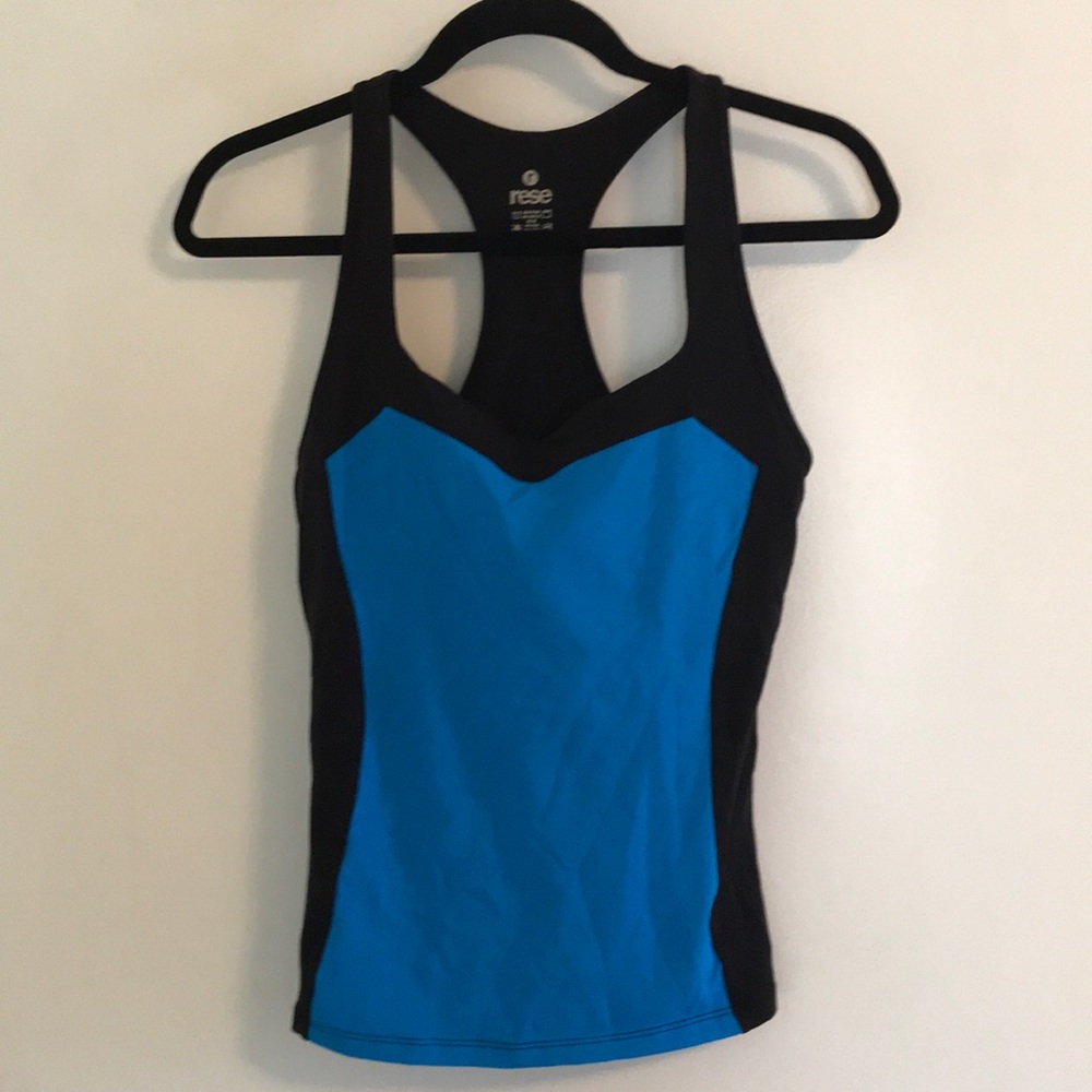 Rese athletic top